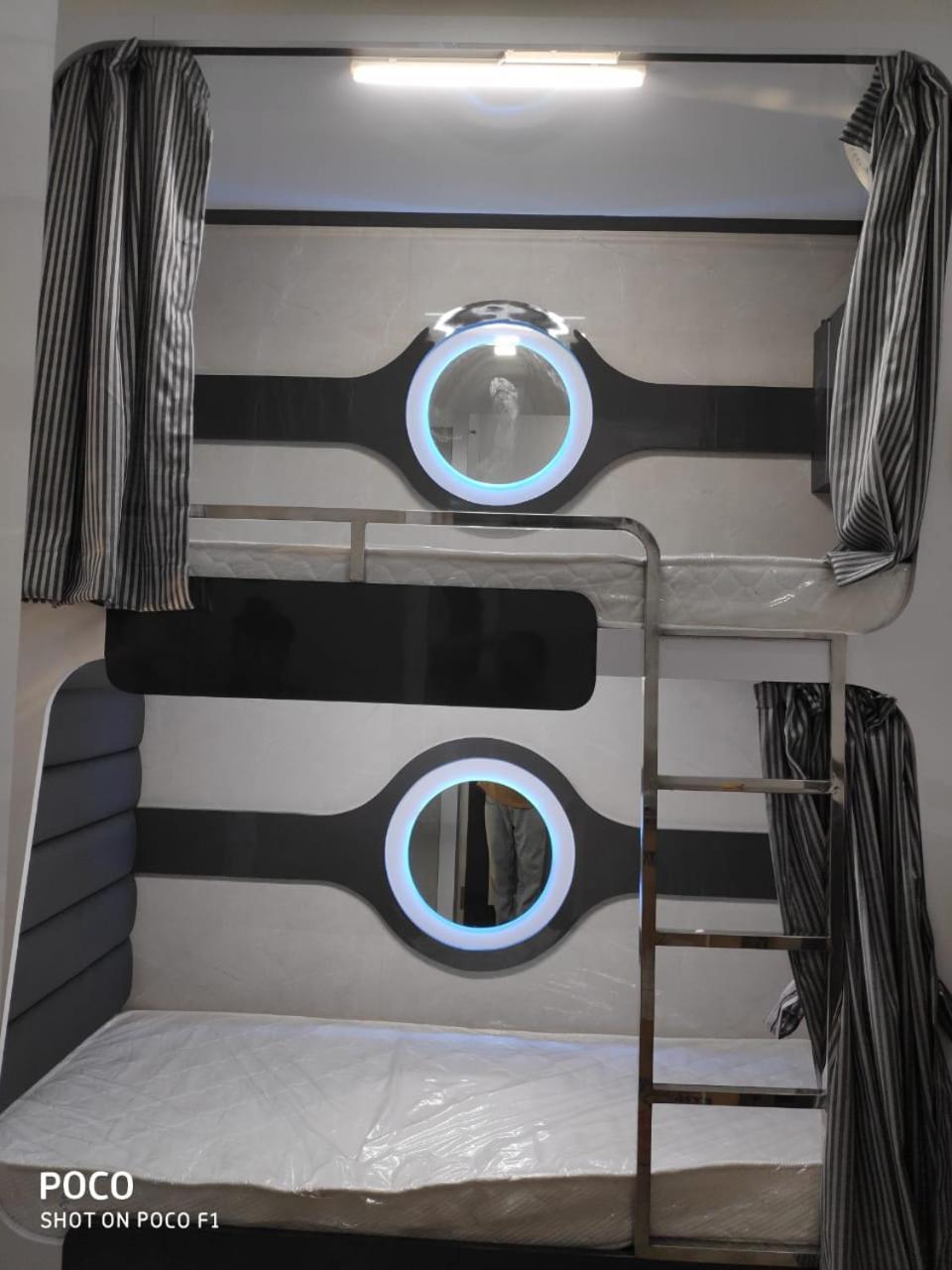 Ocean Dormitory Bombay Eksteriør billede